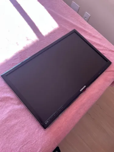 TV Samsung Full HD - 27 polegadas