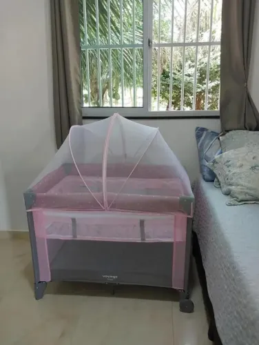 Berço/chiqueirinho pra bebê 