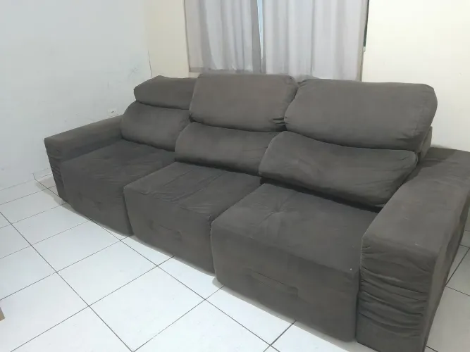 Sofá retrátil 3 lugares