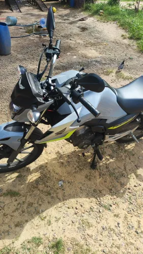 Aluguel de motos.