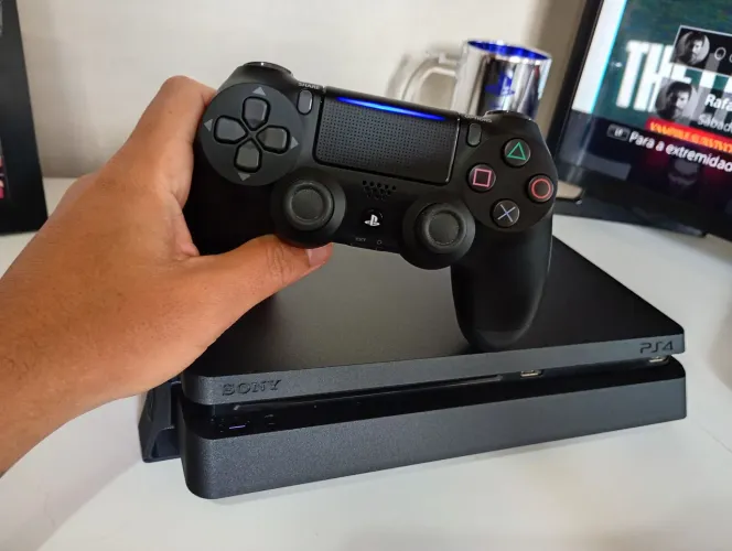 PlayStation 4 slim - Troco por Nintendo Switch
