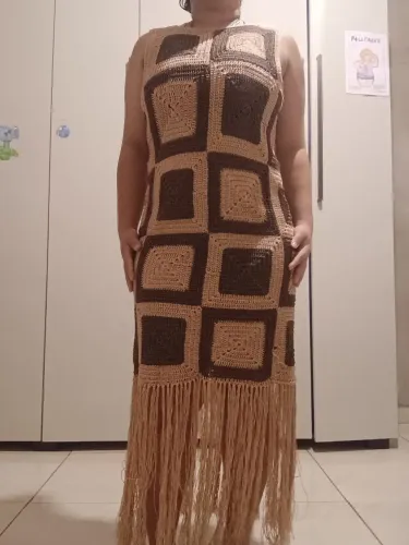 Vestido de crochê inspirado em um modelo da Patrícia Poeto