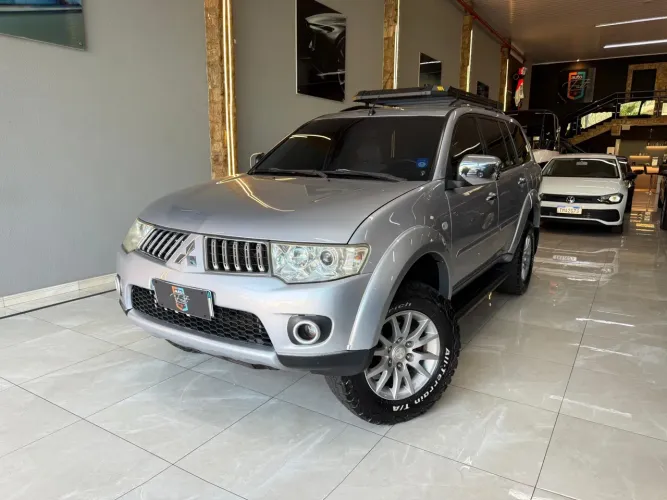 Mitsubishi Pajero Dakar HPE 3.2 4X4 T.I Dies 5P AUT 2010