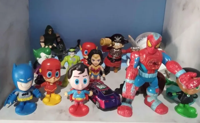 Bonecos Miniaturas