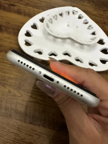 iPhone 11 64g conservado 