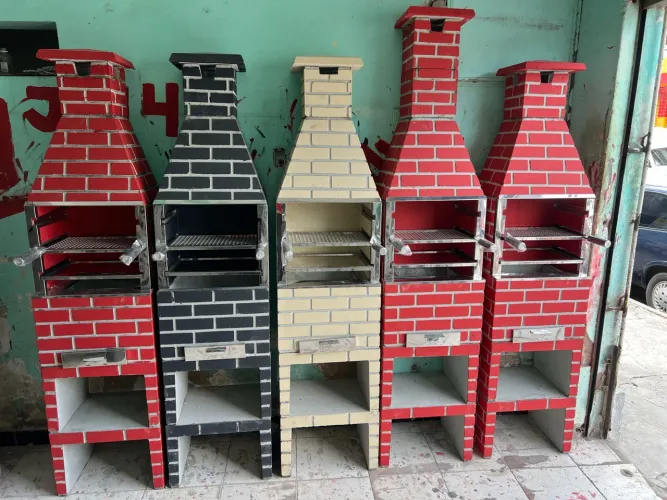 Churrasqueira pré moldada, tijolinho 1.80x45