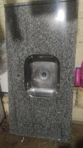 Pias a venda