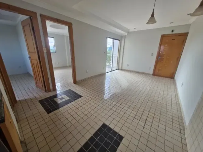 ALUGA-SE APARTAMENTO - CONDOMÍNIO ROMA  