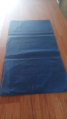 Tapete refrescante para pet nappy azul 90x50 cm