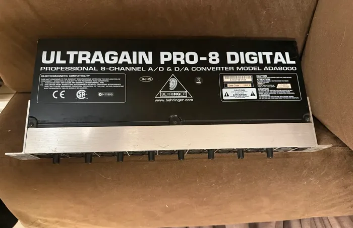 Behringer ADA8000 em Perfeito Estado