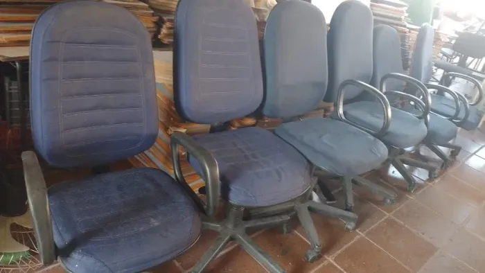 Cadeiras Giratórias Usadas