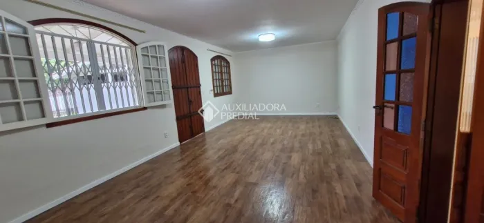 Casa no Córrego grande 5 quartos