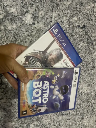 Astro bot + witcher ps4/5