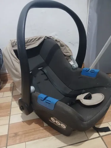 Estou vendendo esse bebê conforto