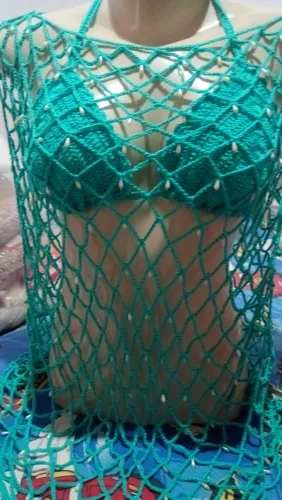 Blusa com biquíni em crochê