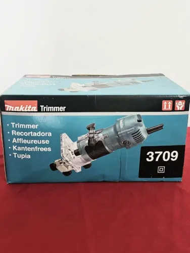 Tupia Laminadora Elétrica Makita 3709 530W 127V ou 220V 6MM 30000Rpm + Kit fresas Vonder