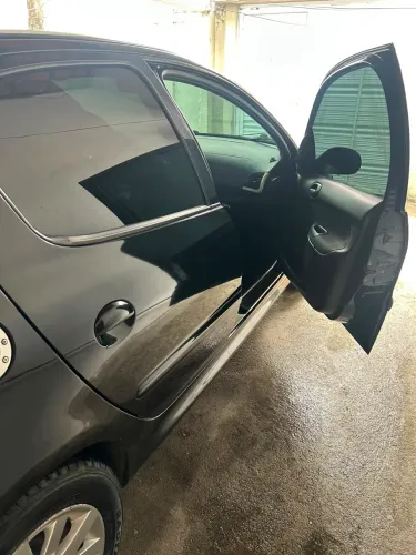 Peugeot 207 XS 1.6 Flex 16V 5P 2011