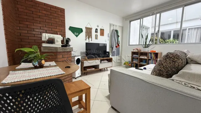 APARTAMENTO à VENDA - 1 DORMITÓRIO - BOM ABRIGO - FLORIANÓPOLIS