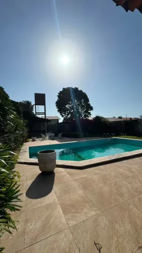 EXCLUSIVA CASA DE LUXO NO OLHO DÁGUA, LADO PRAIA, NASCENTE, PISCINA, GRANDE TERRENO, CHURR