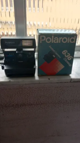 Máquina Fotográfica Polaroid