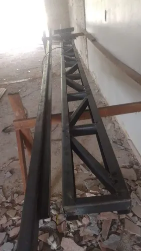 Instrutura metálica telhado soldador