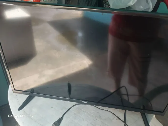 TV PHILCO 32 MOD.ANTIGO NÃO É SMART