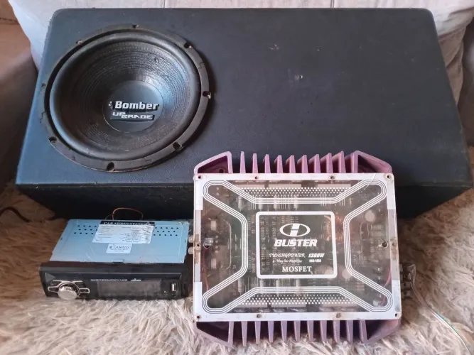Caixa grave potência e som Bluetooth