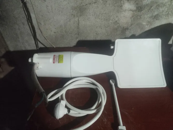 CHUVEIRO LOREN SHOWER usado sem RESISTÊNCIA