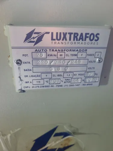 Transformador trifásico
