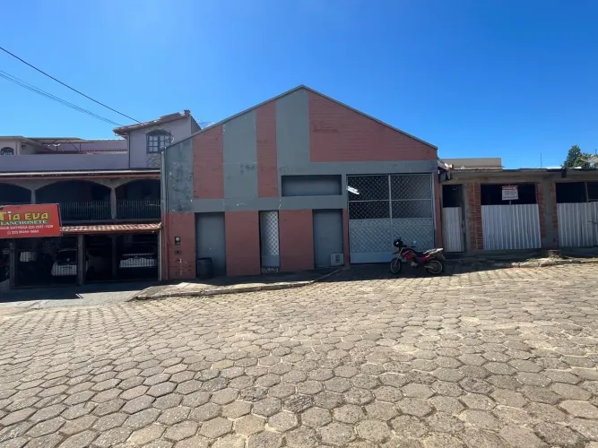 Galpão centro Carmo RJ
