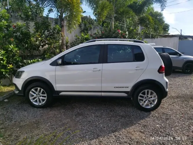 Volkswagen Crossfox 1.6 T. Flex 16V 5P 2015