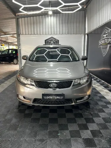 Kia Motors Cerato 1.6 16V Aut. 2013