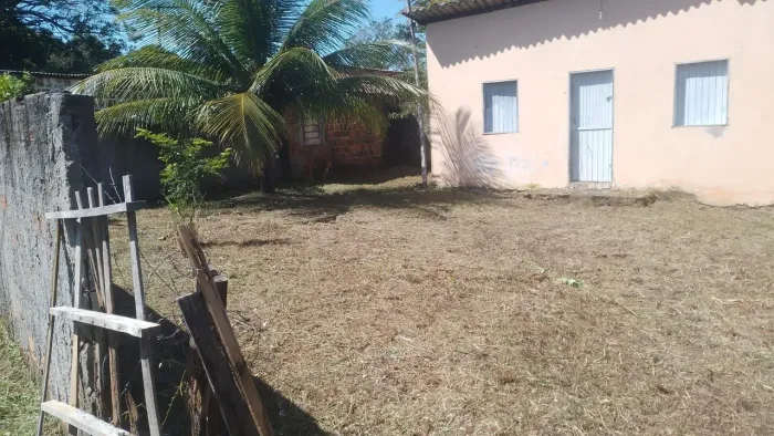 Vendo terreno com casa em Itamaracá