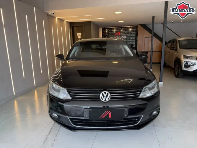 Volkswagen Jetta Highline 2.0 TSI 16V 4P Tiptronic 2011