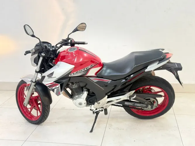 Honda CB 250 TWISTER/FLEXONE