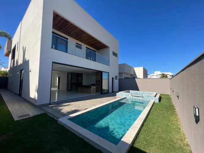 Casa à venda no condomínio Alphaville I em Uberlândia