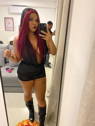 Vestido Capuz Transparente brilho