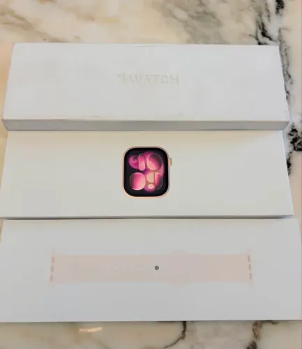Apple Watch series 11 (42mm GPS) Rose Gold