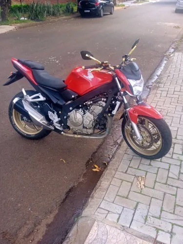 HONDA CBR 600 F  estilo HORNET naked