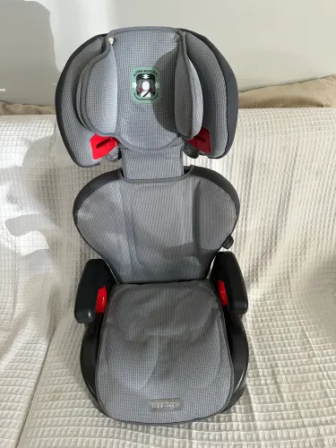 Cadeirinha infantil para carro Peg-Pérego (2 em 1 - Vira Assento Booster)