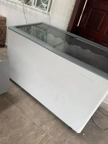 Freezer Horizontal Expositor 400L - Tampa de Vidro - 127V