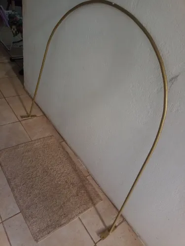 Vendo esse aro para vestiário
