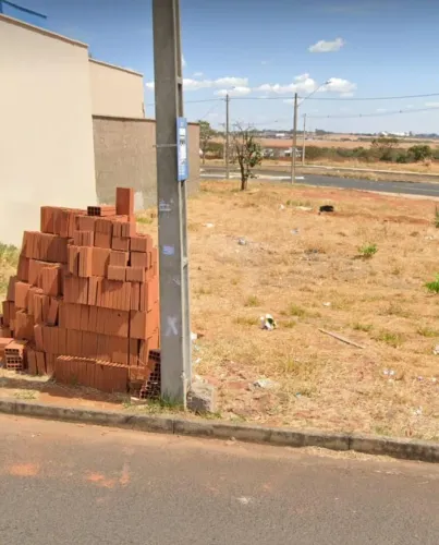Terreno à venda no Bairro Bosque dos Buritis