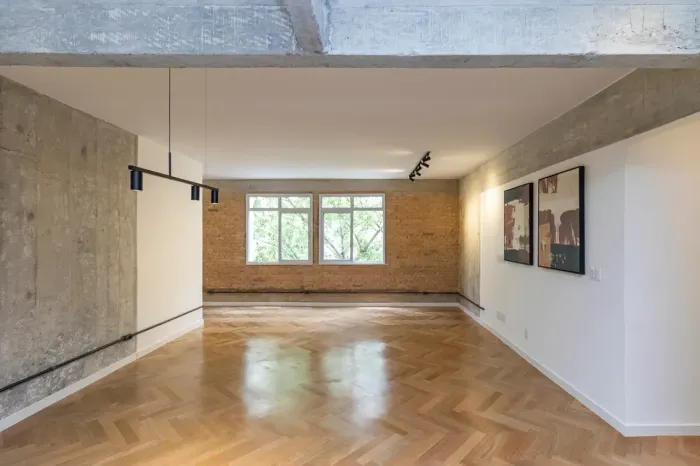 Apartamento à venda no Condomínio Edifício Irapuã e Iraja no Jardim Paulista em São Paulo