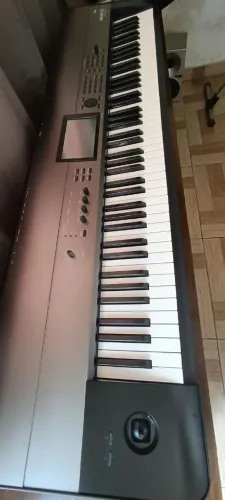 Korg Krome Ex 88 Workstation.