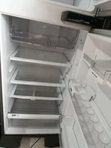 Geladeira semi nova continental Brastemp frosfree 375 litros