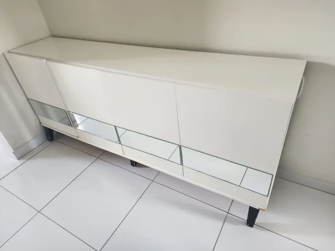 Vendo Buffet grande