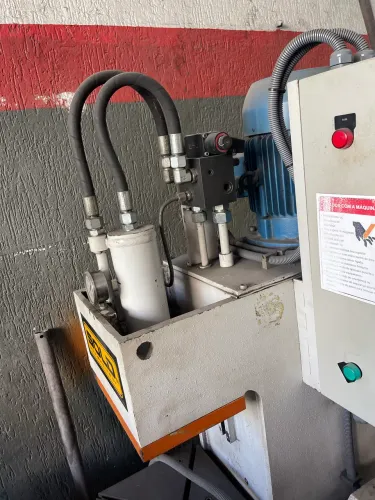 Prensa hidráulica dupla 07 ton tipo C excelente