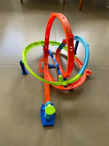 Pista Hotwheels lopping action