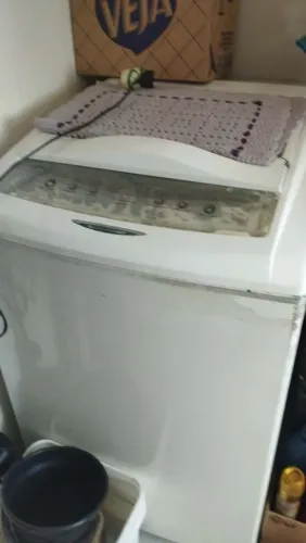 Máquina de lavar com defeito